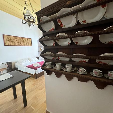 The One & Only Apartment Sými Luaran gambar
